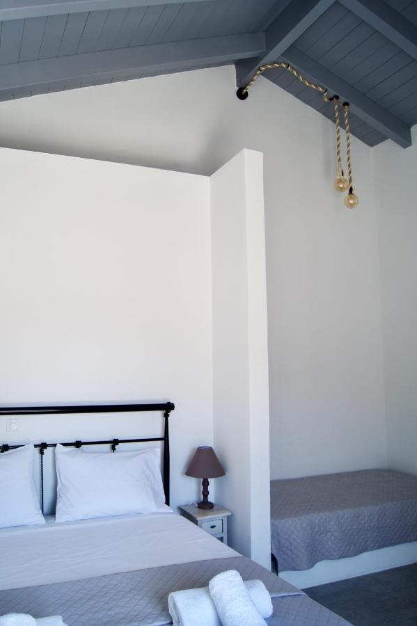 Throisma Studios With Private Pool & Parking Asos ภายนอก รูปภาพ